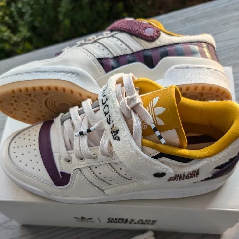 ADIDAS FORUM LOW GIRLS ARE AWESOME limited edition 2021 Womens 8 sneakers NEW